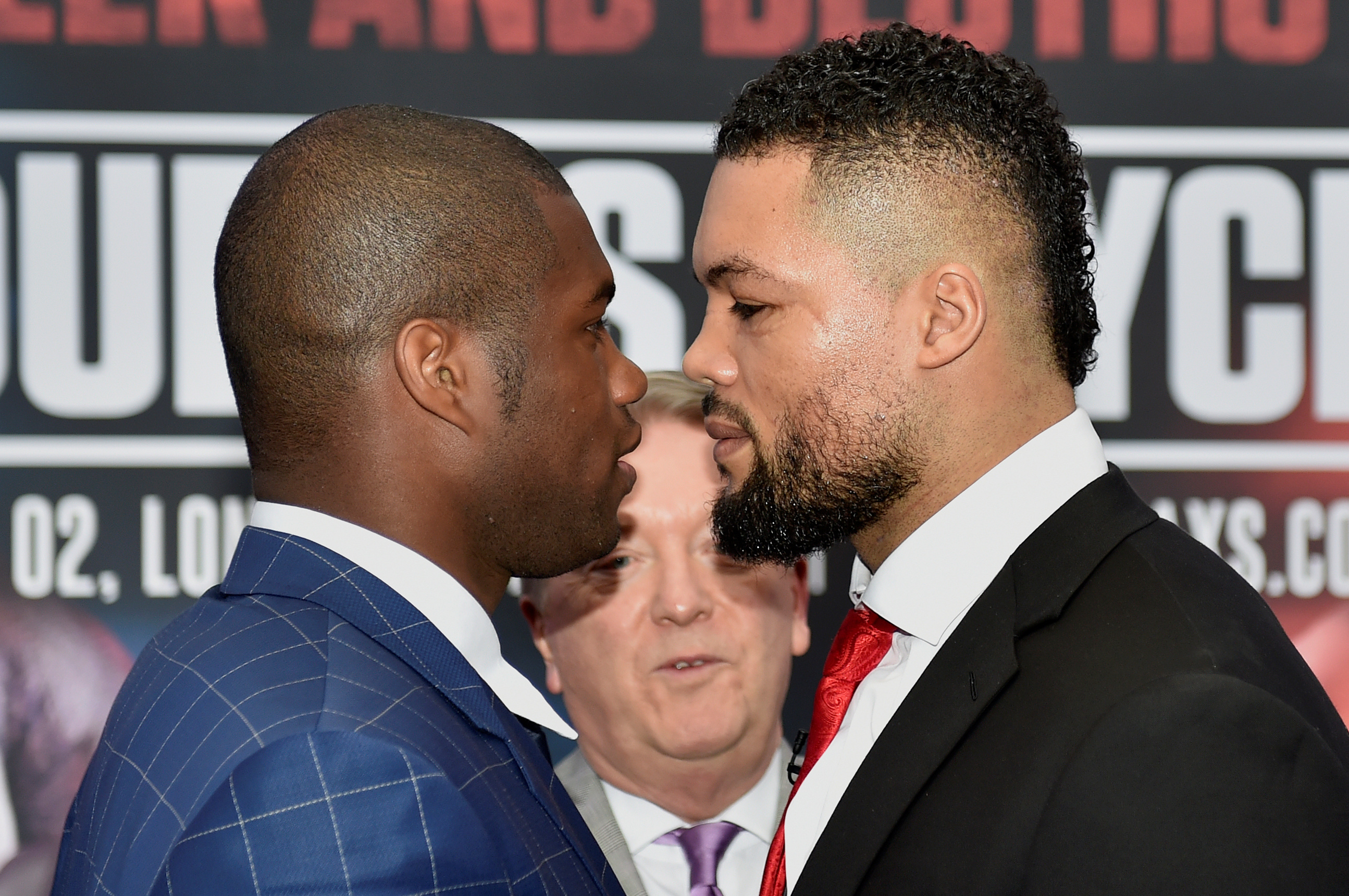 Warren Wants 2022 Stadium Fight For Joyce-Dubois Rematch