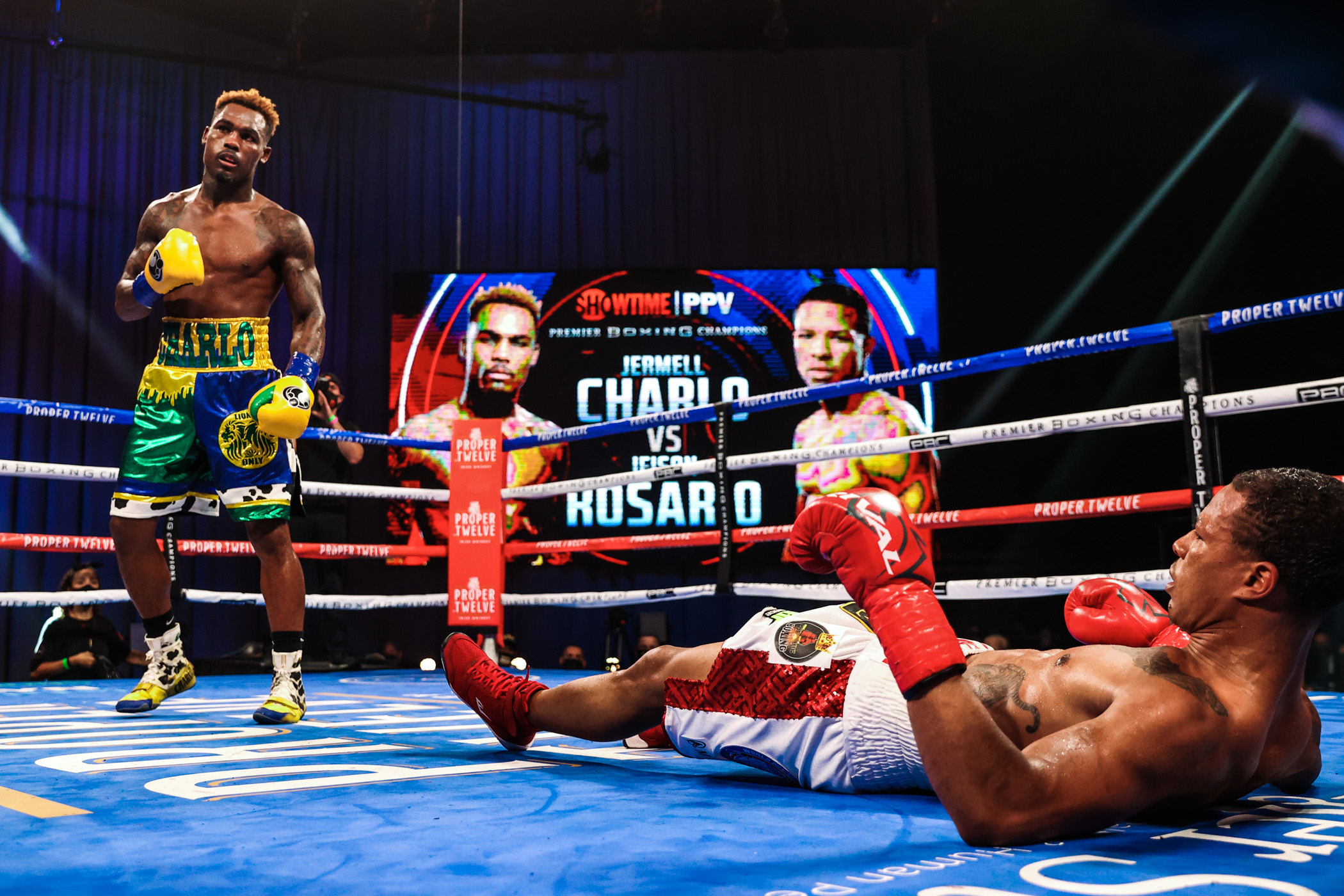 Rosario: Castaño must beware the right hand of Charlo