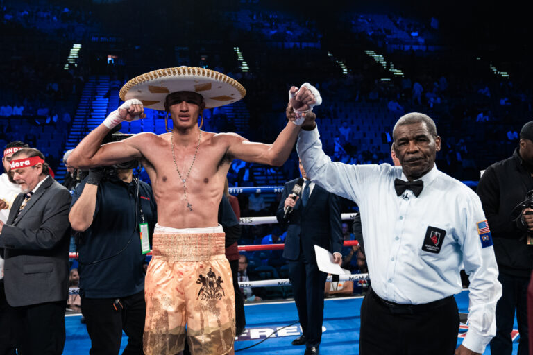 Sebastian Fundora may be stripped of world title despite Terence Crawford ‘agreement’