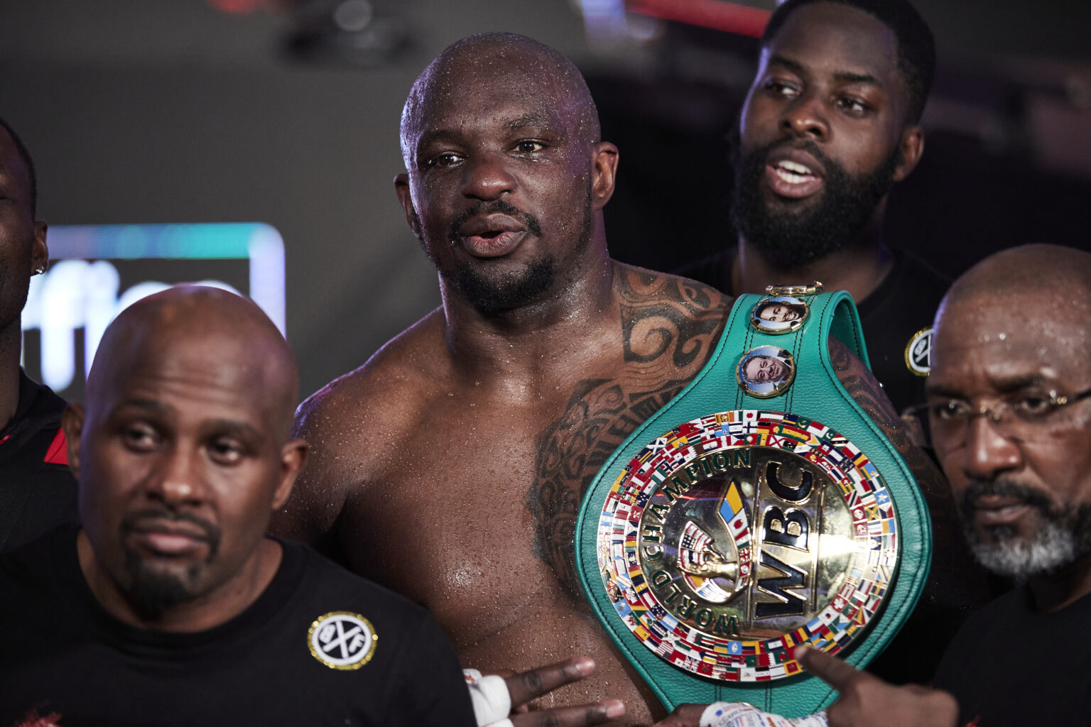 Daily News Social: Whyte-Fury latest, Hatton on Fury and Tyson calms down