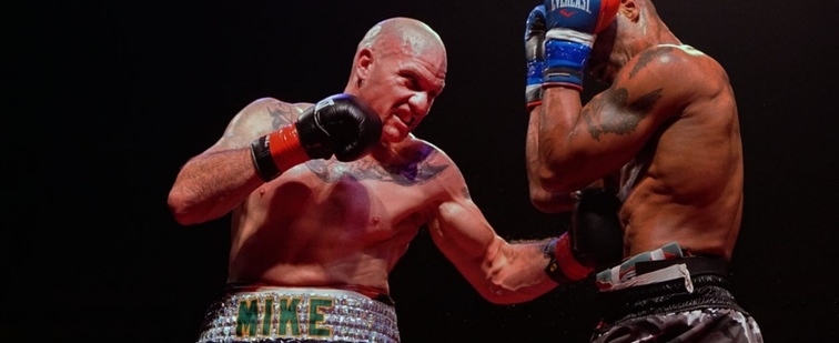 Wilson aims to topple Hunter and gatecrash the heavyweight ratings