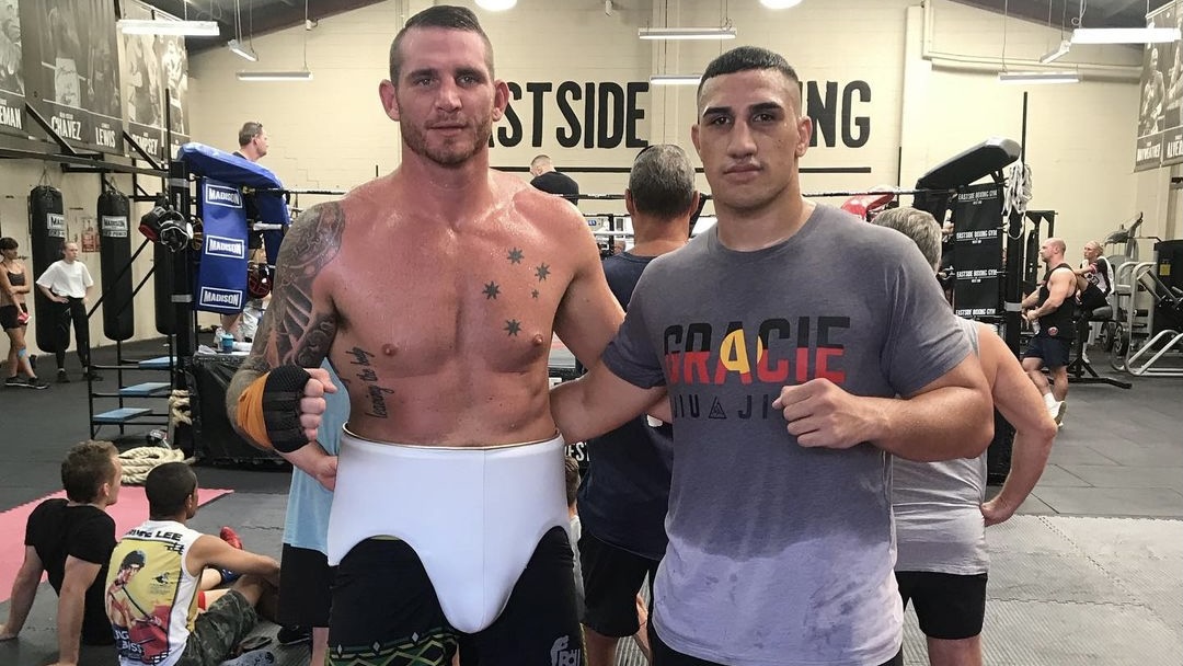 Aussie Heavyweight Demsey McKean To Be Trained By Tony Sims