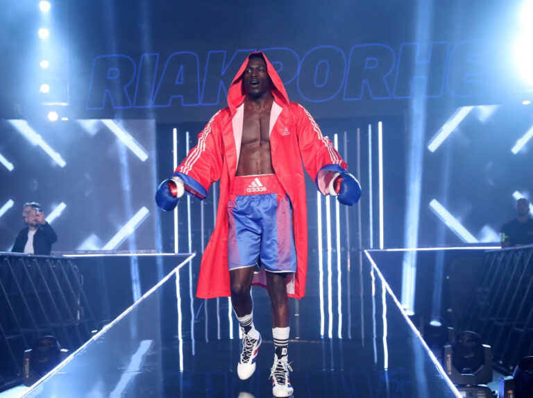 Riakporhe faces Durodola on November 20