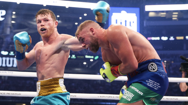 Canelo: I enjoyed beating Saunders a lot