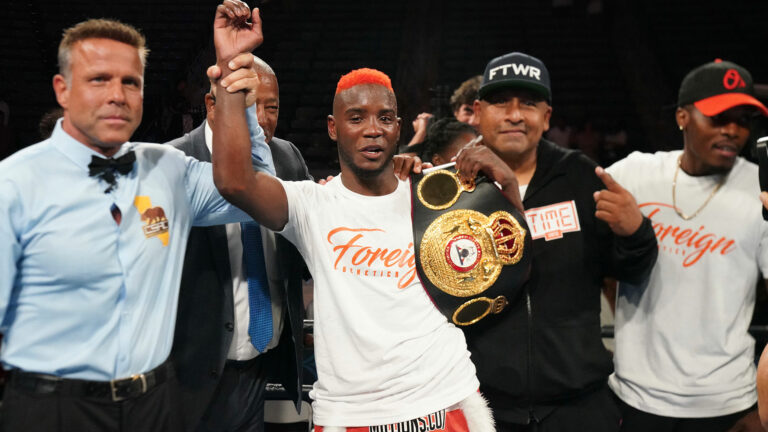 Chris Colbert Challenges WBA Super-featherweight Champion Roger Gutierrez on Feb 26.