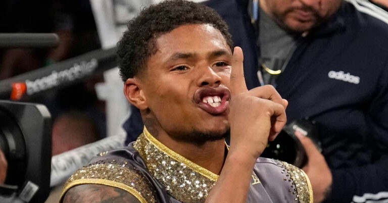 Shakur Stevenson Brands World Champ ‘Biggest Conman In Boxing’: “I’m Another Level”