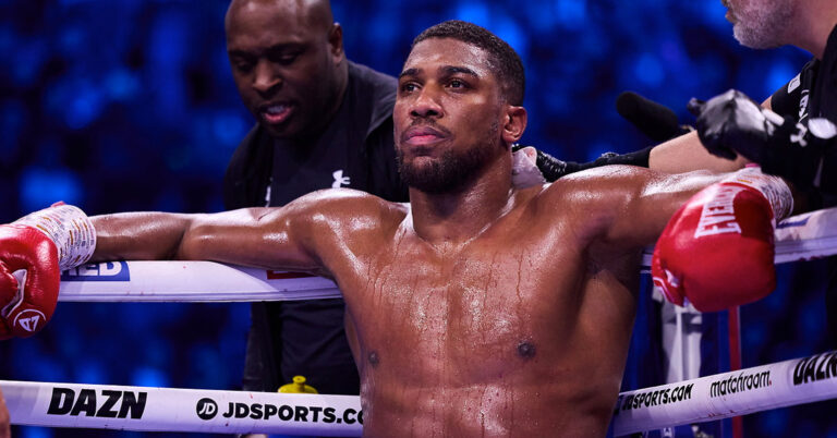 “He Would Get Flattened!”: Hall Of Famer Says Anthony Joshua Wouldn’t Survive In 90s Era
