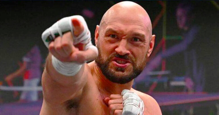 Tyson Fury’s Manager Teases Huge Fight Announcement: “It Will Make Your Christmas”