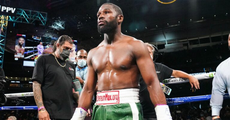 Floyd Mayweather Names The Top 3 Biggest Names In Boxing Today