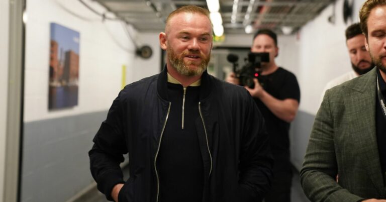 Wayne Rooney In Talks For Shock Boxing Debut With Misfits