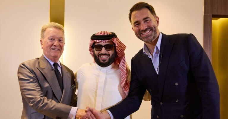 Saudi Arabia’s Public Investment Fund In Talks To Create New Boxing League