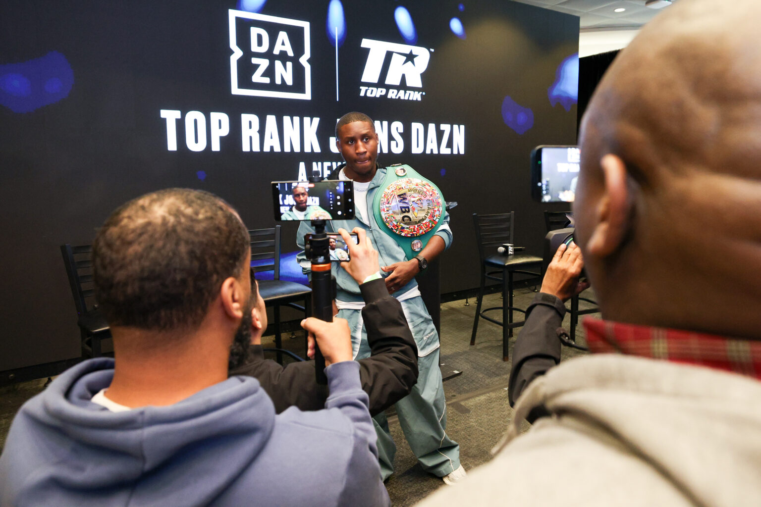 Bruce Carrington Wants Spot on Zayas vs Ennis Undercard – a Title Defense in ‘Shu York’