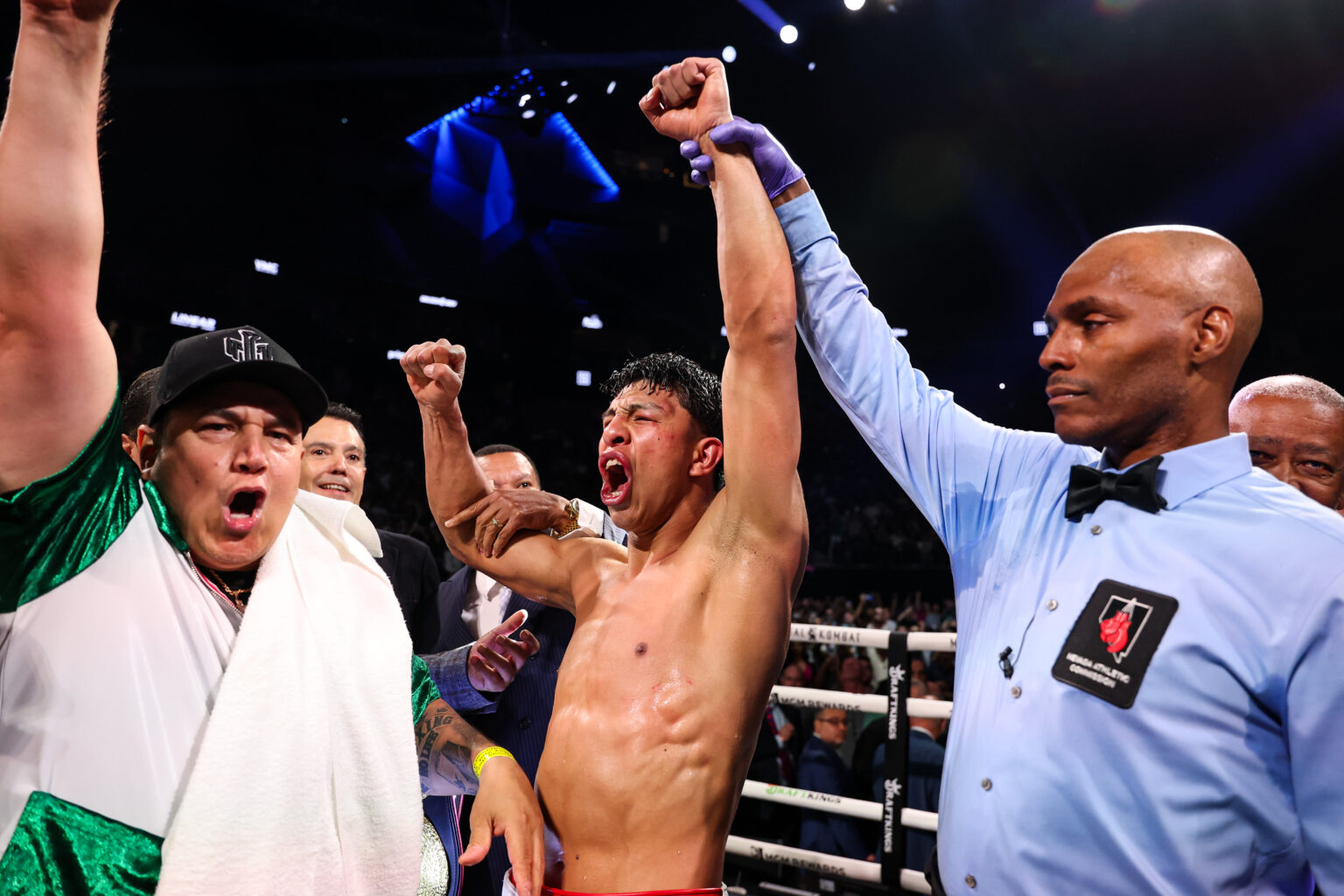 Jaime Munguía open to Carlos Adames fight after title win, as 168-pound picture begins to shift